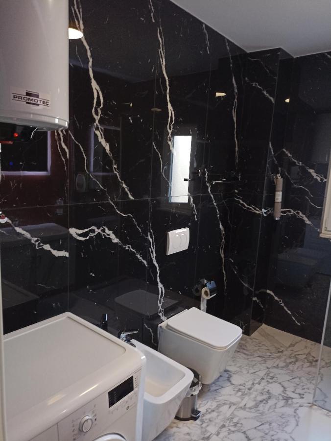 Oak Street Apartment Tiranë Luaran gambar